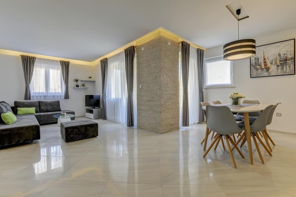 Viras Luxury Holiday เปรมันตูรา ภายนอก รูปภาพ